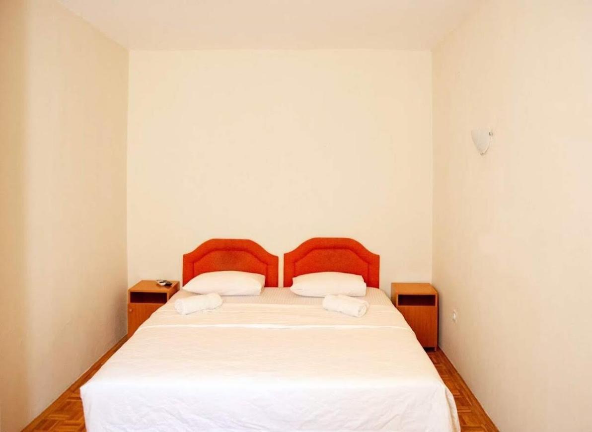 Apartments Dunja Sveti Stefan Extérieur photo