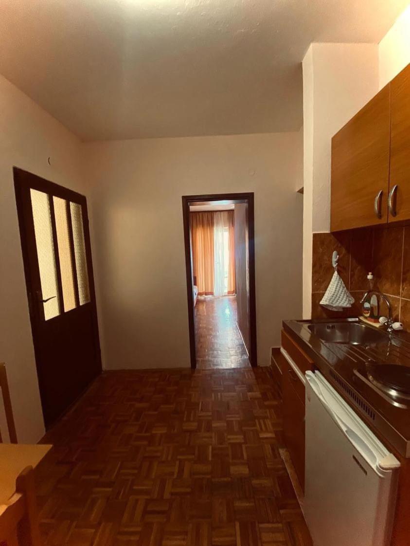 Apartments Dunja Sveti Stefan Extérieur photo