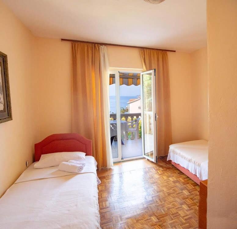 Apartments Dunja Sveti Stefan Extérieur photo