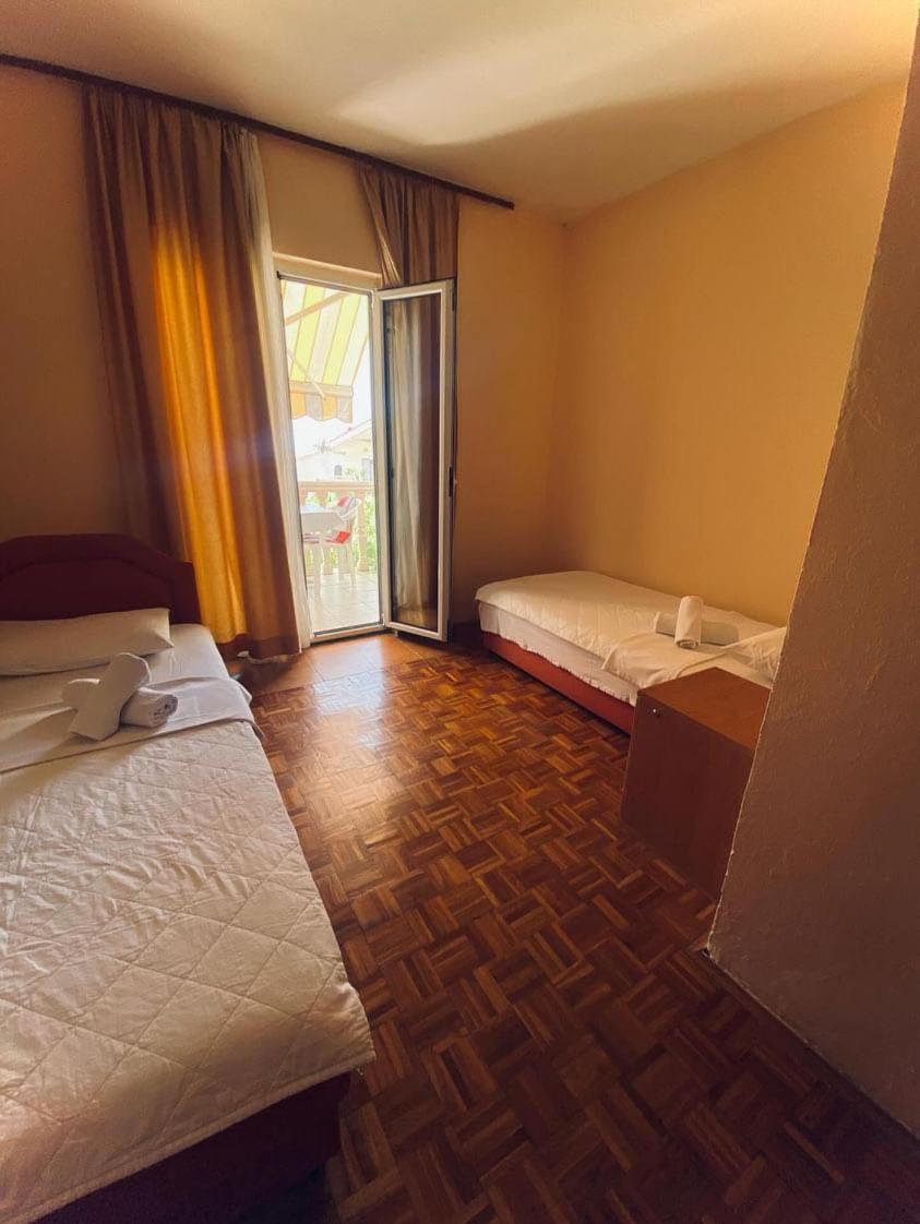 Apartments Dunja Sveti Stefan Extérieur photo