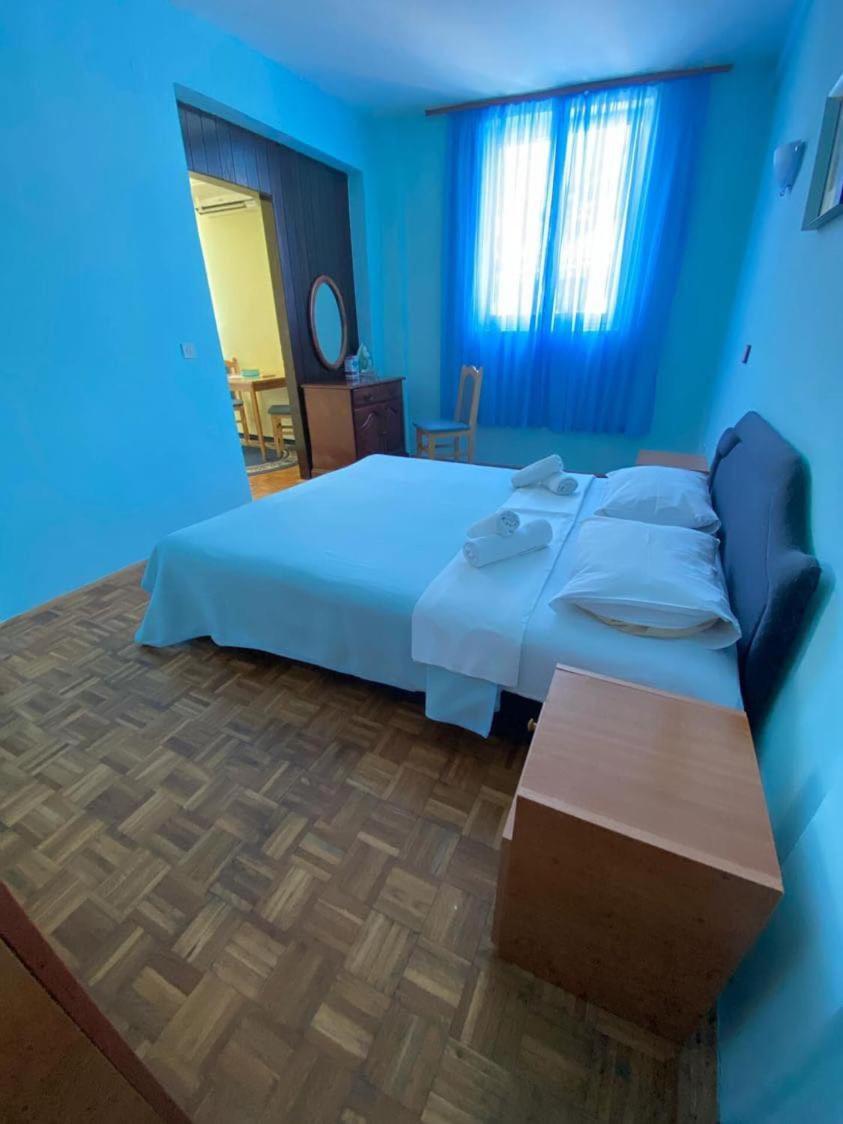 Apartments Dunja Sveti Stefan Extérieur photo