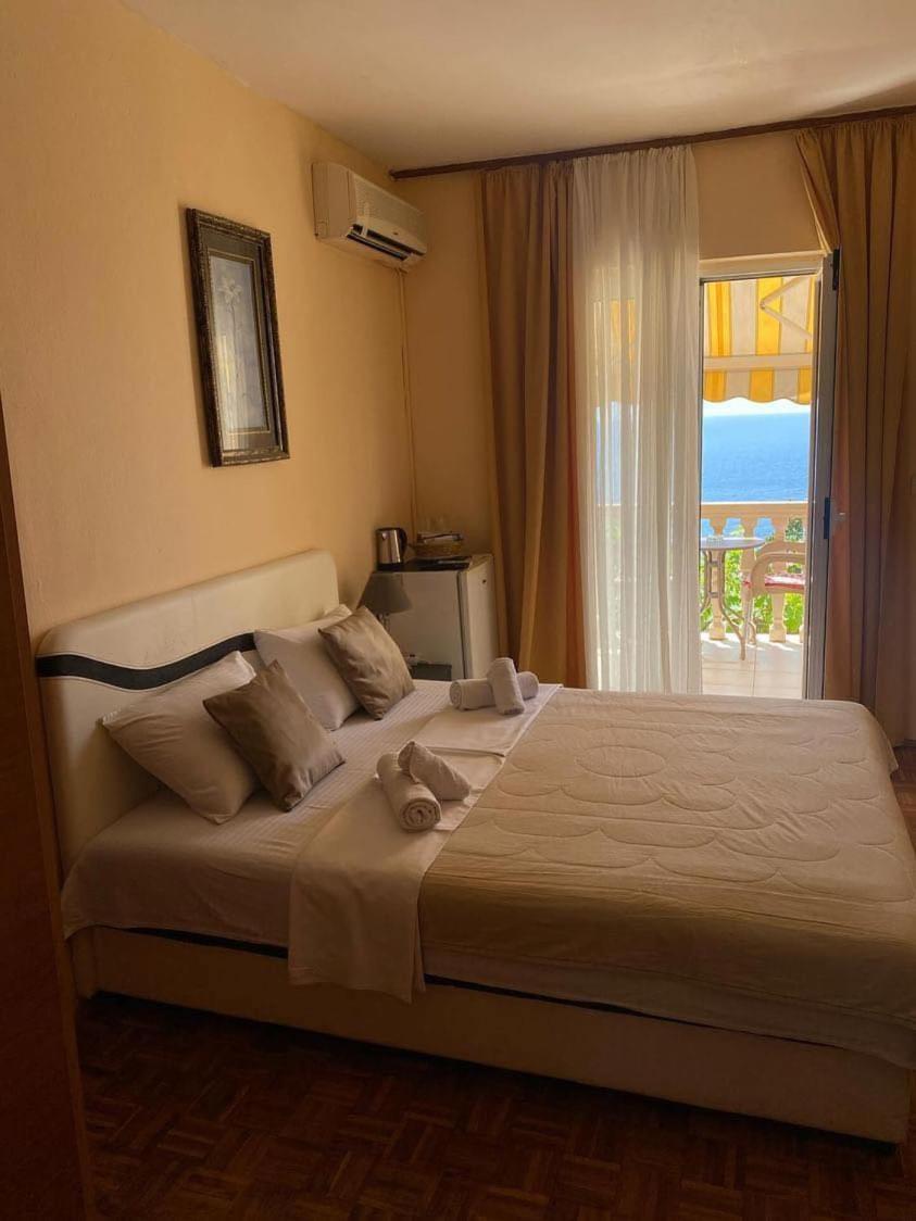 Apartments Dunja Sveti Stefan Extérieur photo