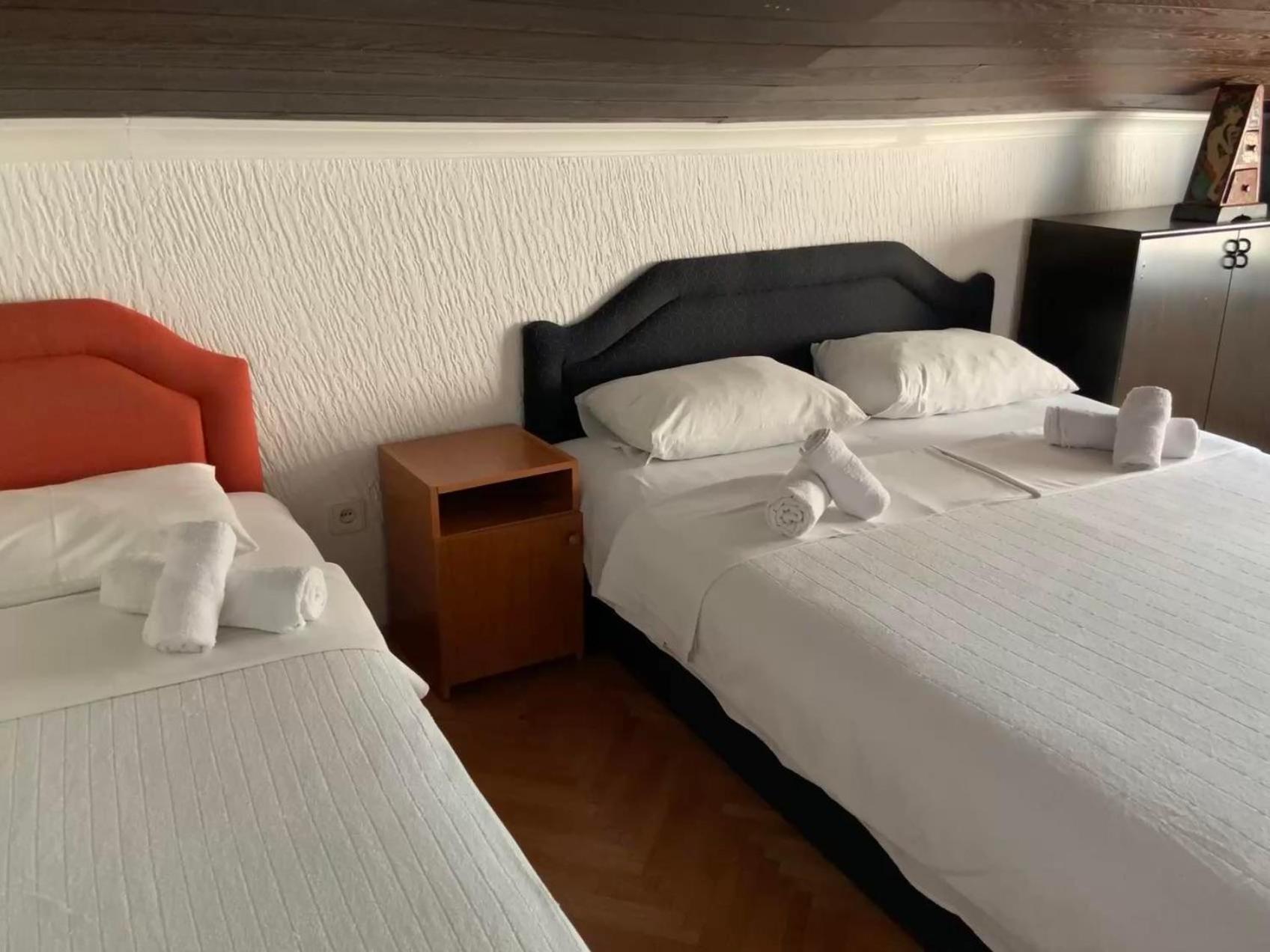 Apartments Dunja Sveti Stefan Extérieur photo